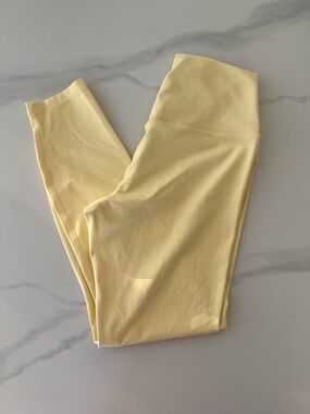 Butter Yellow Leggings